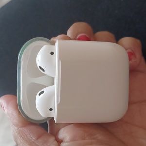 Apple airpods